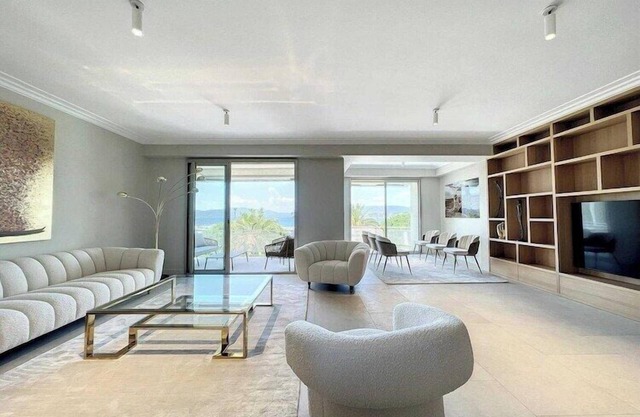 Apartment with Sea view terrace
