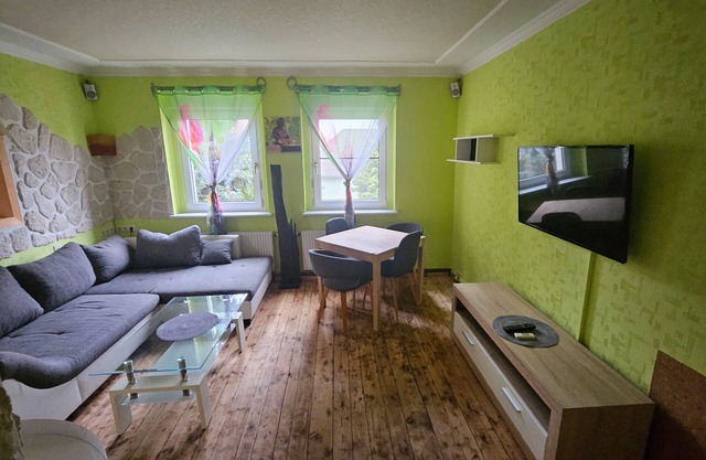 Apartment 'Zur Alten Post' with Shared Garden, Wi-Fi and Air Conditioning