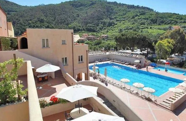 Appartement 3 étoiles - Piscine - ccb0dhc