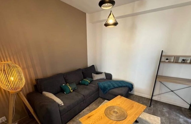 Appartement Cosy et Lumineux Dans Village Medieval