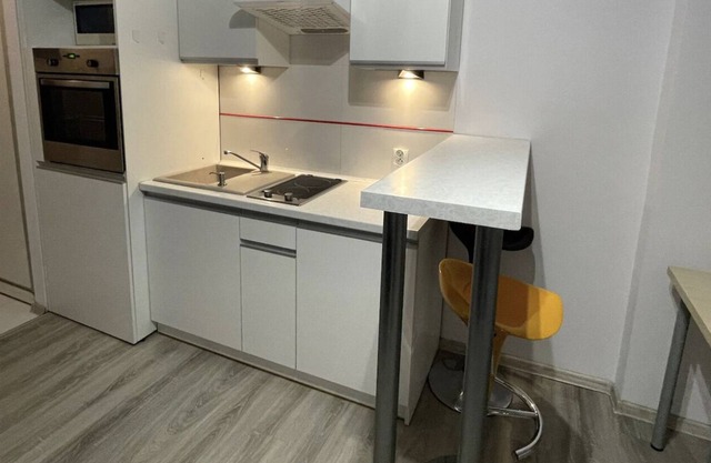 Appartement Confortable à 15 Minutes du Centre Ville