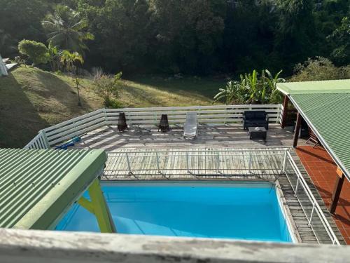 Appartement confortable à Le Gosier avec piscine