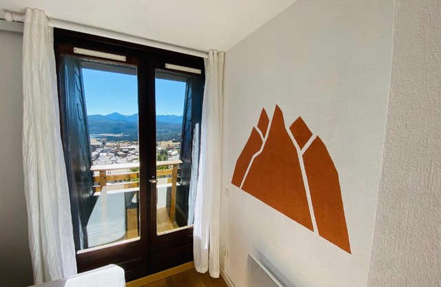 Appartement cosy proche des pistes avec vue