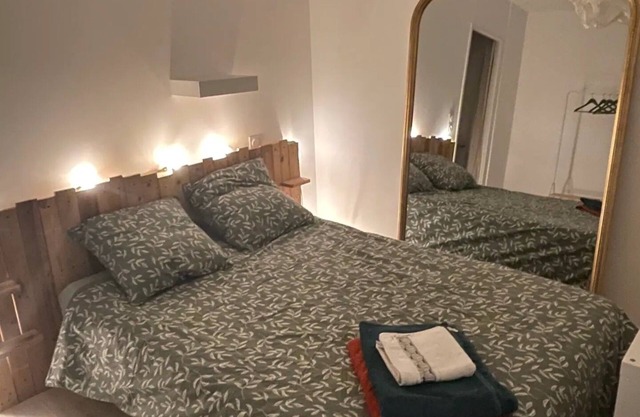 Appartement Cozy et Lumineux en rez de Chaussée Avec Terrasse et Parking