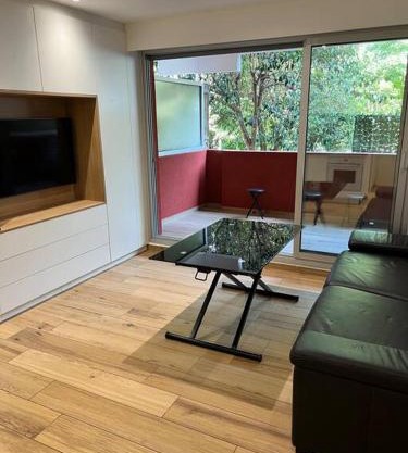 Appartement dans résidence avec piscine