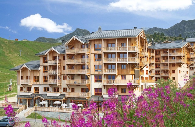 Appartement de Montagne Cosy avec Balcon + Wi-Fi