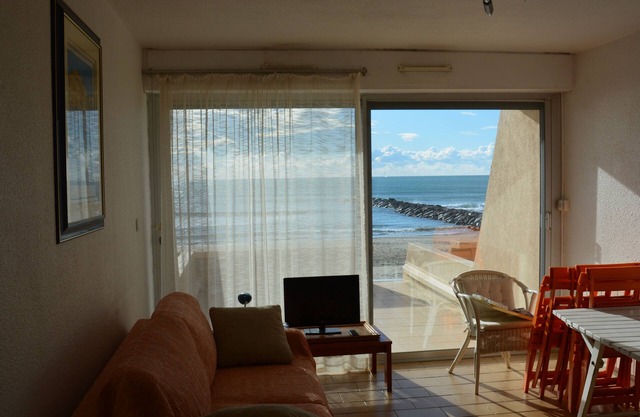 Appartement en Première Ligne vue mer Avec Terrasse Privée Donnant sur le Sable
