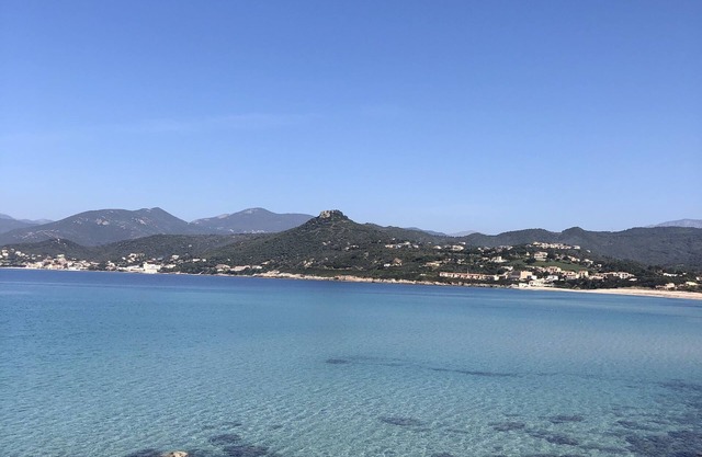 Appartement F3 à 3 mn à Pied de la Plage, Grand Jardin Propriété Fermée Digicode