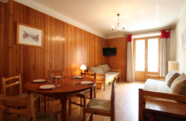 Appartement spacieux 5 pers avec balcon et wifi à Lanslebourg - FR-1-508-146