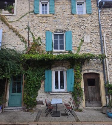 Appartement Gîte d'Etape Vitrolles en Luberon