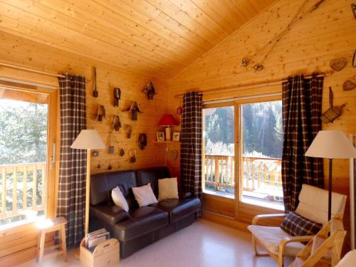 Appartement près du village, 7 personnes, 2 chambres, 1 mezzanine - CC08