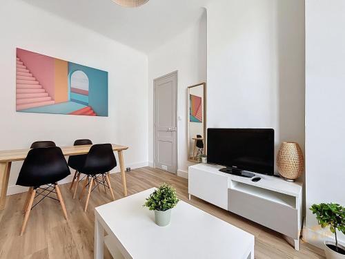 Appartement proche des Plages et du Vélodrome - Les Frères de la Loc'