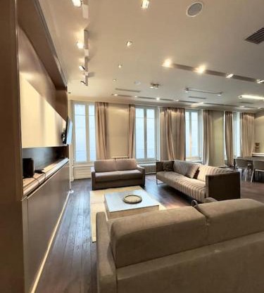 Appartement spacieux et lumineux pour 8, Lyon 1er