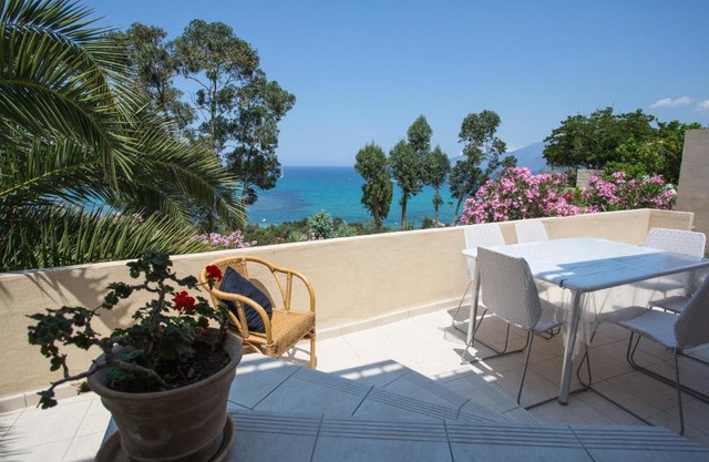 APPARTEMENT TERRASSE La Citadelle Appartements Saint Florent