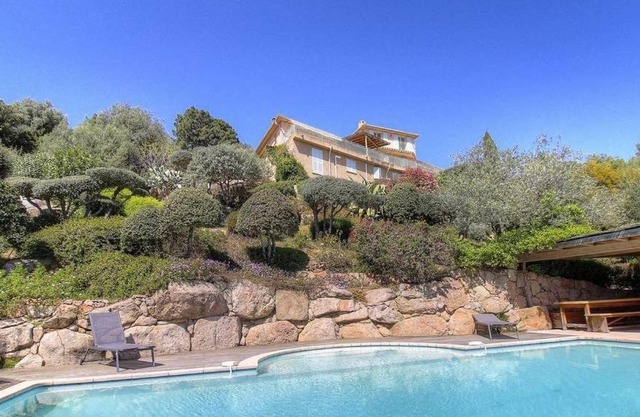 Appartement vue mer en Résidence avec piscine