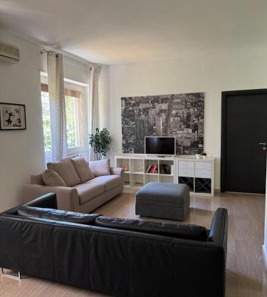 Appia 101 Guest House