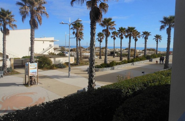 APT 2 ROOMS 52m2 with LOGGIA 7m² REF 4023