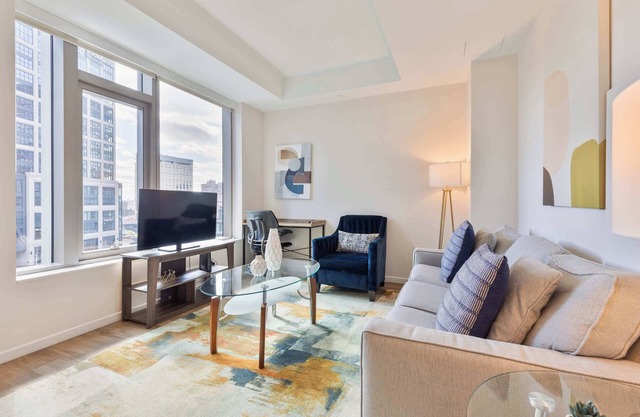 Apt Downtown Seaport Near Restaurants
