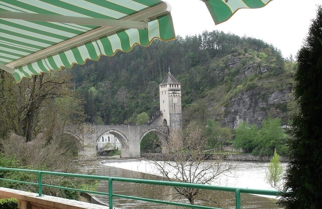 Apt T3 air-conditioned, on the 1st floor of a character residence in CAHORS