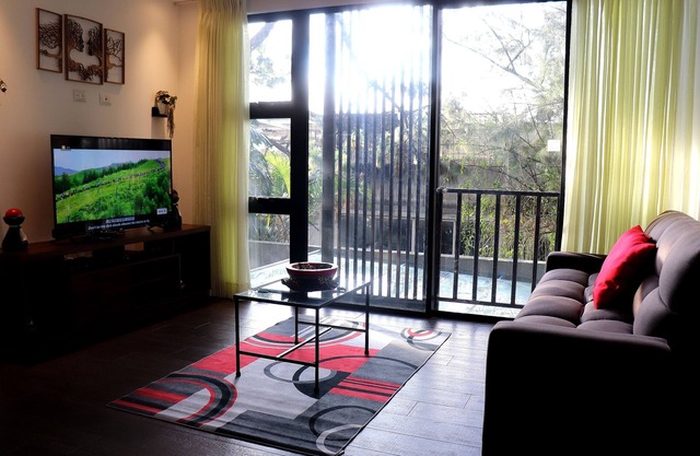 Apto.PET FRIENDLY,get WIFI,parking on zone15,near 2 Cayala, restaurants,and more