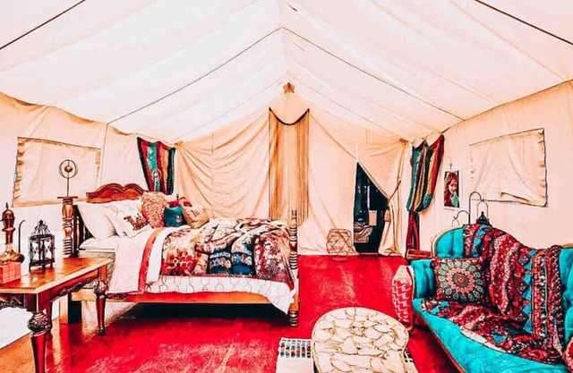 Arabian nights Luxury suite, Glamping tent