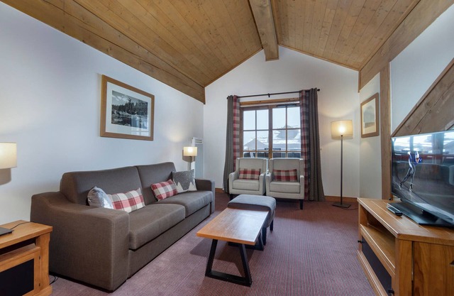 Arc 1950: 3-room apartment, 6 pers, ski access, jacuzzi, parking
