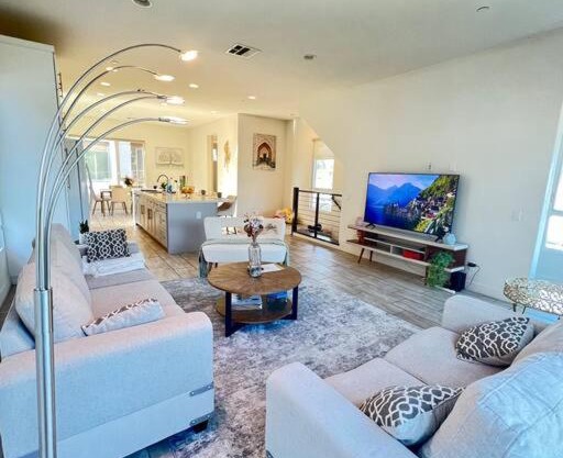 Arcadia Best for Family 4b3.5b SPACIOUS TOWNHOUSE