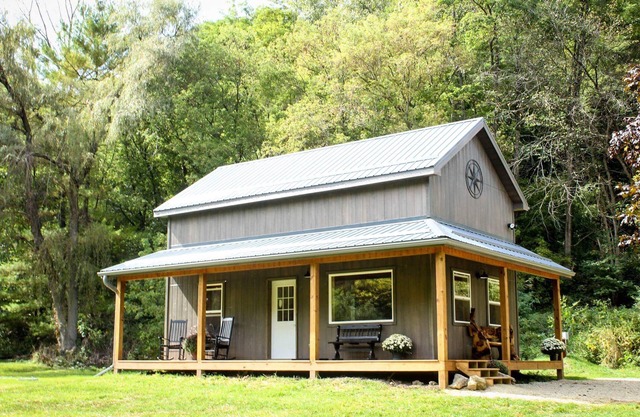 Arcadian Cabin at Bishop Branch, creek-front, public land access, great location