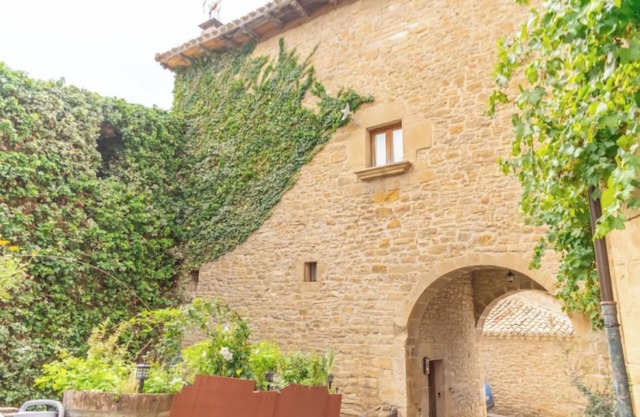 Arco-Navarra Rural House
