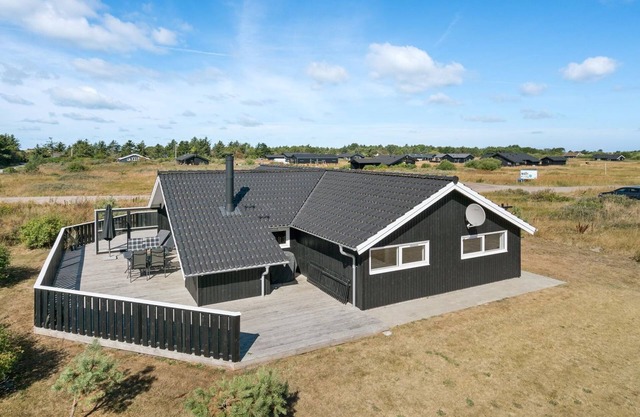 "Aria" - 1.2km from the sea by Interhome