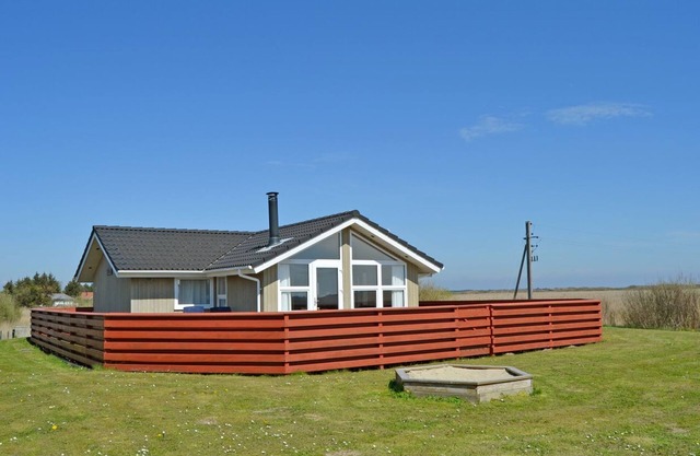 "Arnkil" - 700m from the sea by Interhome