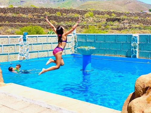 Arrebol Suite con Jacuzzi, piscina y naturaleza