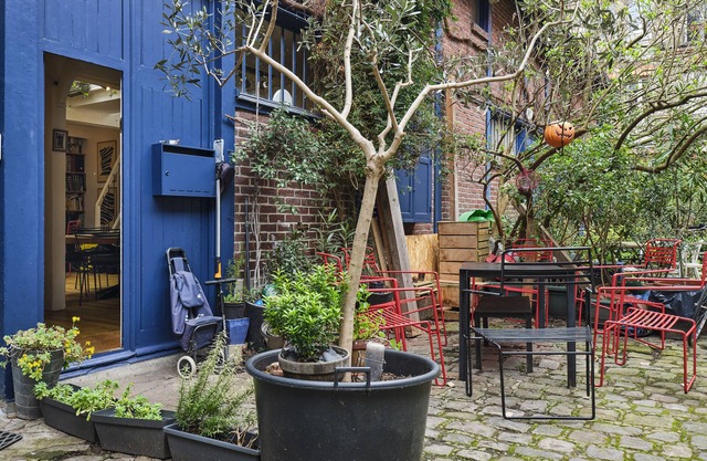 Artist's Loft in the Middle of Paris