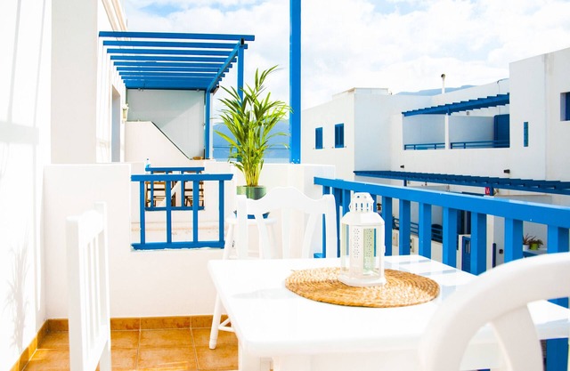 Asana Surf House