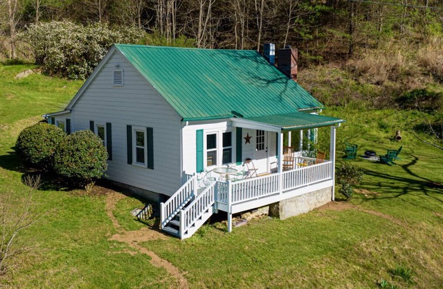 Asheville Countryside Home on 70 Acres