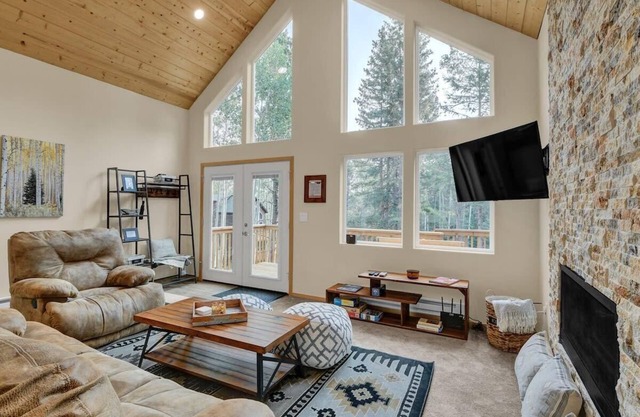 Aspen Grove Chalet - Colorado living dream