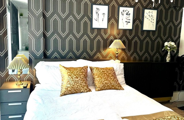 Aspen Suite - Cozy Studio Apartment in Greater London