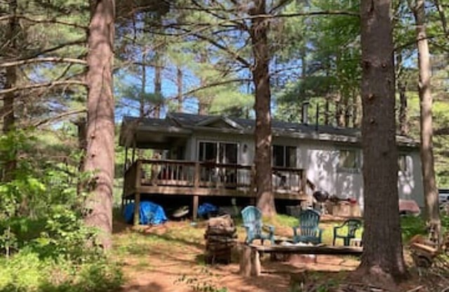At Lake Arrowhead Community, Buhl Lake and Lake Little Bear