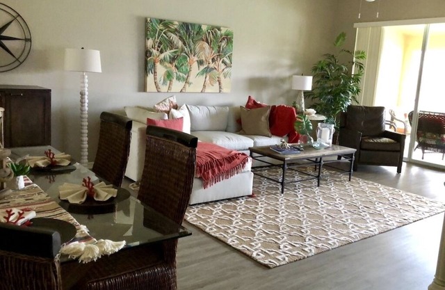 At The Strand- Naples, Fl Remodeled Condo available Jan 2024 season