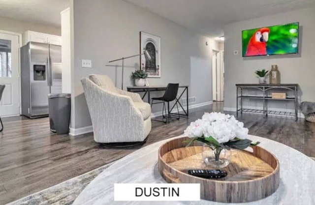 ATH - Sleeps 6 - 3 Beds - Pet friendly - Dustin