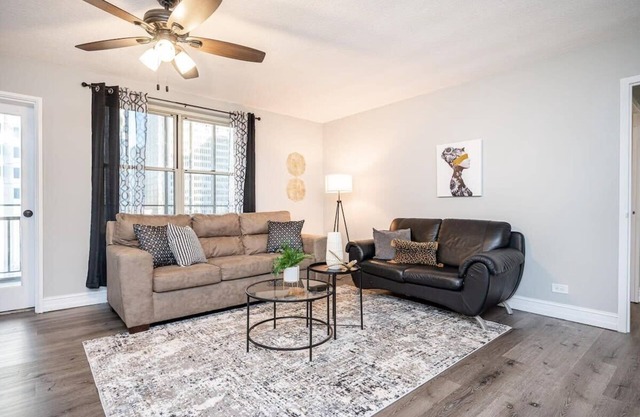 ATL Downtown Private Balcony 24h Concierge