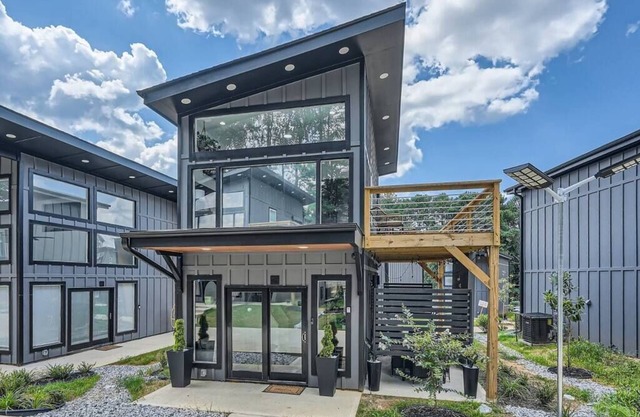 Atlanta Tiny Home Retreat