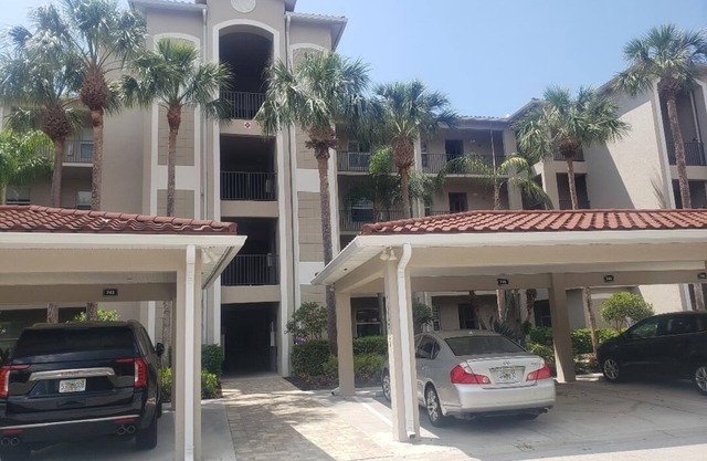 Attention Golfers ! Naples Heritage Bay Golf and Country Club !