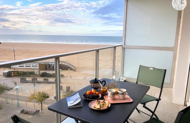 Au85, Bel appartement, vue océan, pied de la plage