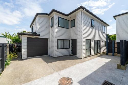 Auckland Cornwall Park Home