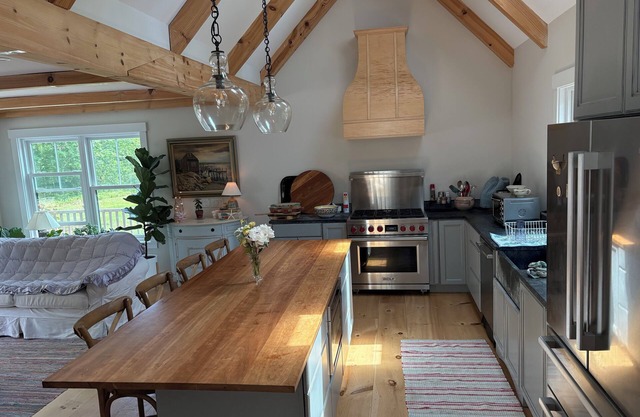 August 17-31 avail at this West Tisbury home on Martha’s Vineyard! Fair Week!