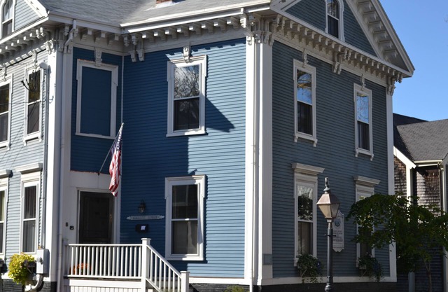 AURORA is a 1 bedroom 1 bath downtown apartment.