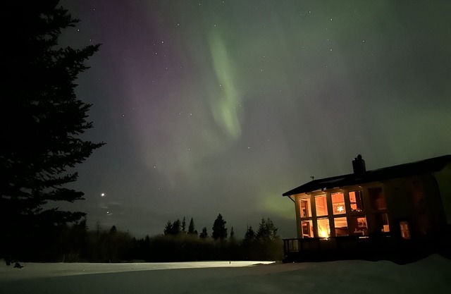 Aurora JEWEL: SERENE with panoramic STUNNING VIEWS, delightful FAMILY retreat