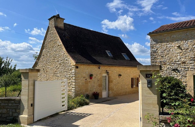 Authentic Périgourdine House with Pool and Wifi