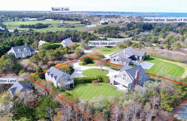 Available July 4th week! Families, Close, Big Cottage-Sleeps 10, A/C, Bike Path